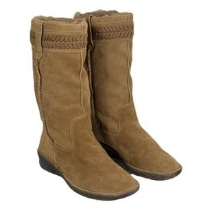 Bjorndal Jolie Tan Suede Cozy Winter Boots Size 10.